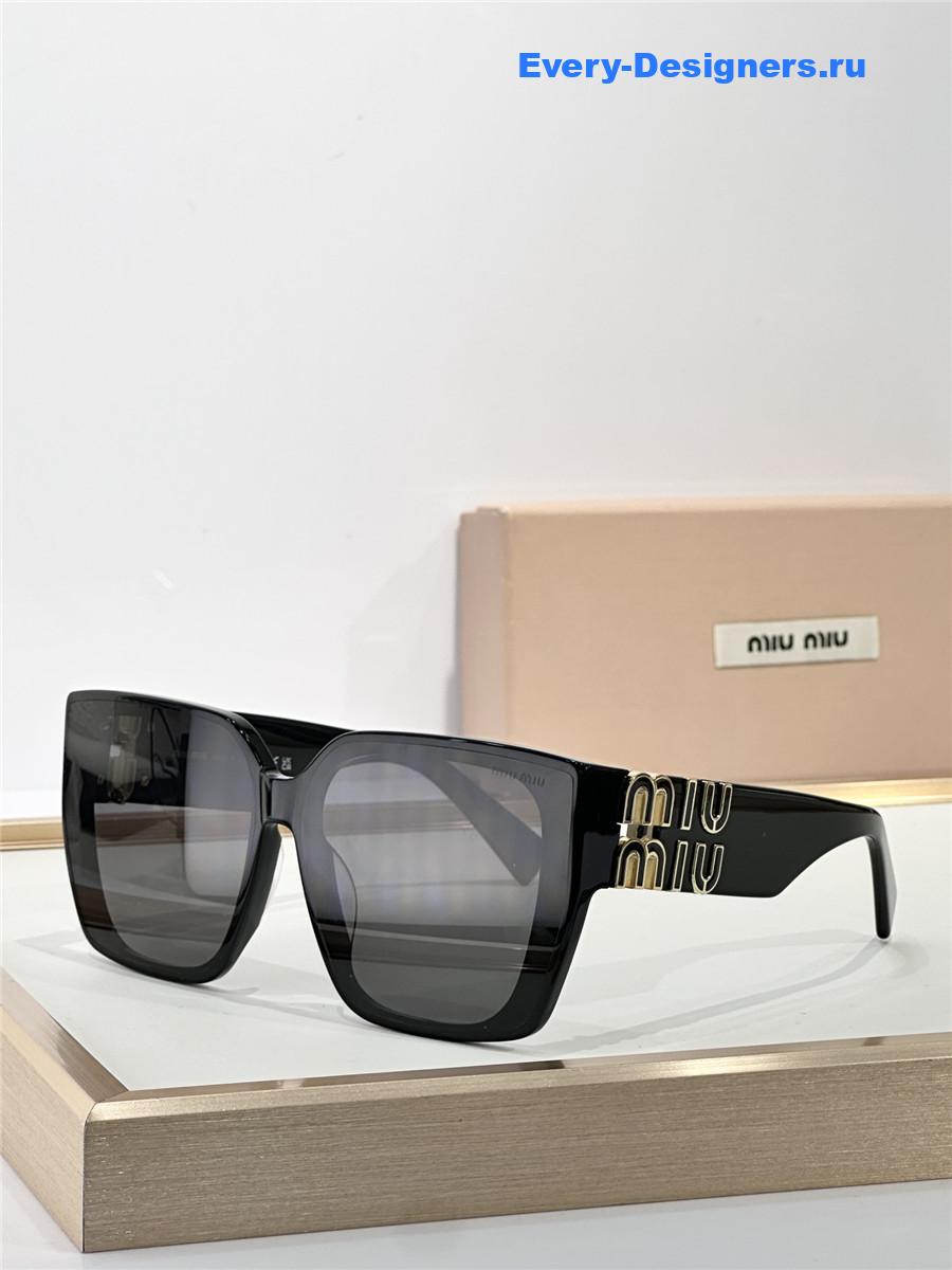 Miu Miu SMU081Z Sunglasses