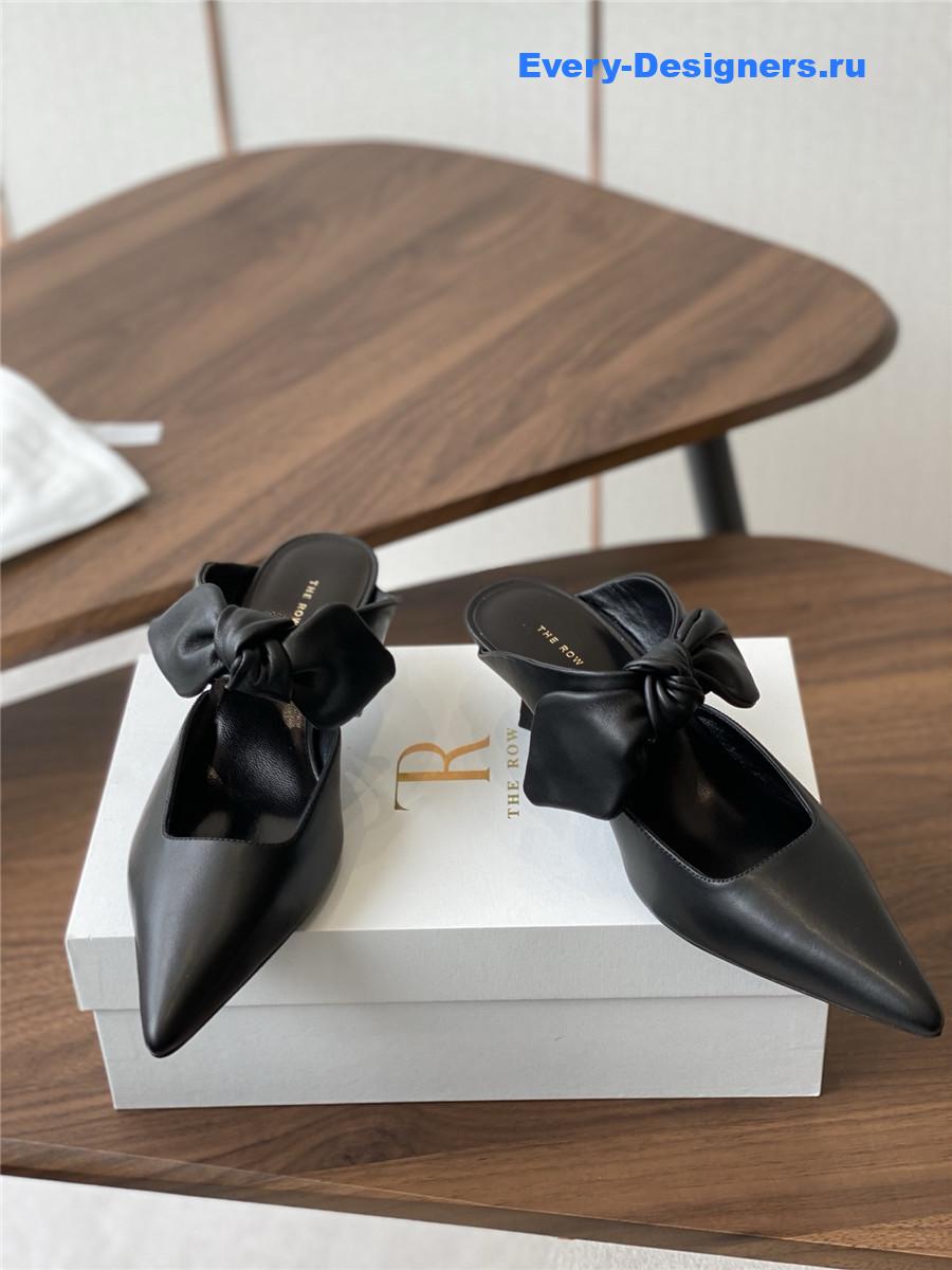 The R0w coco black leather mules