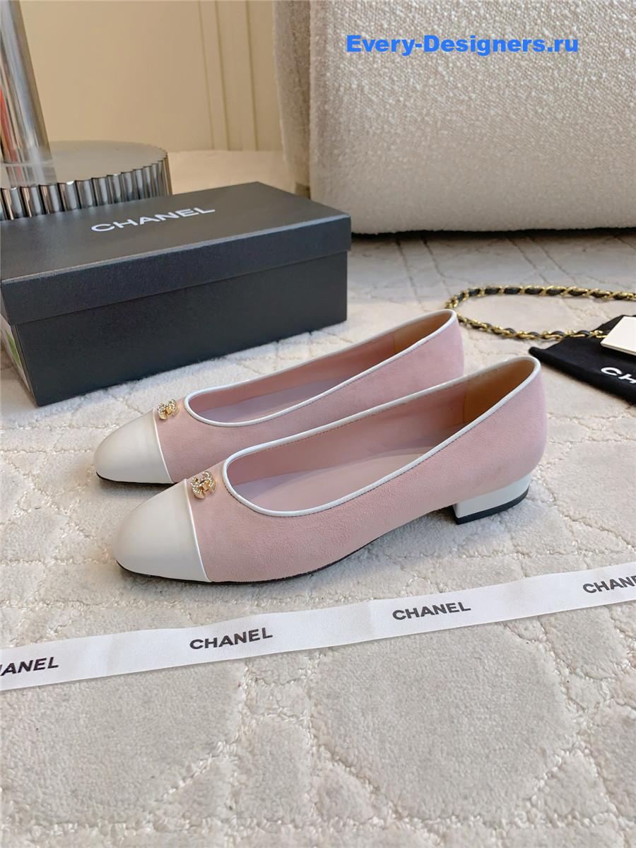 ch**el pink D1am0nd buckle flats