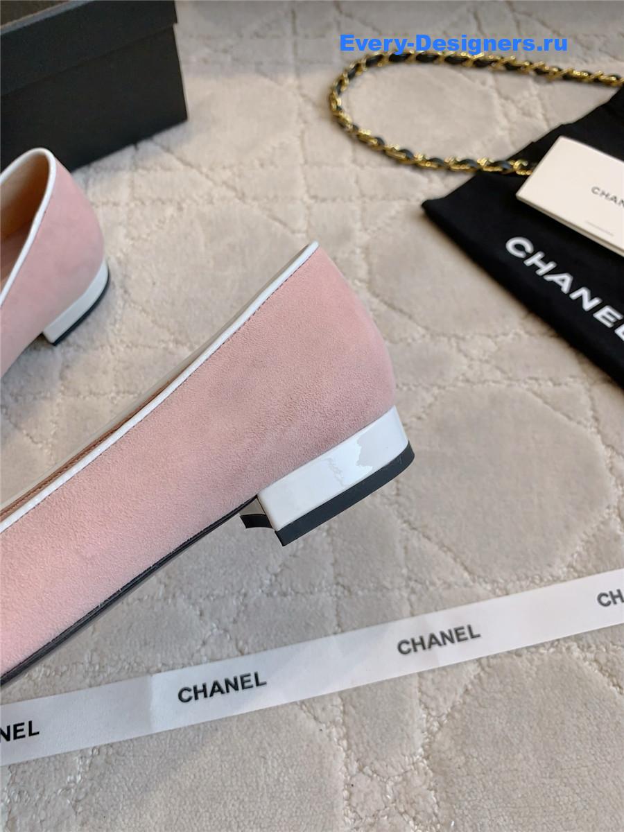 ch**el pink D1am0nd buckle flats