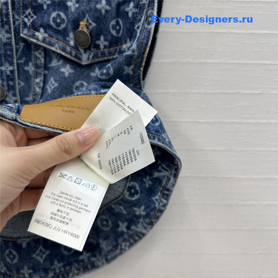 l0vis Vvtt0n sleeveless monogram denim jacket