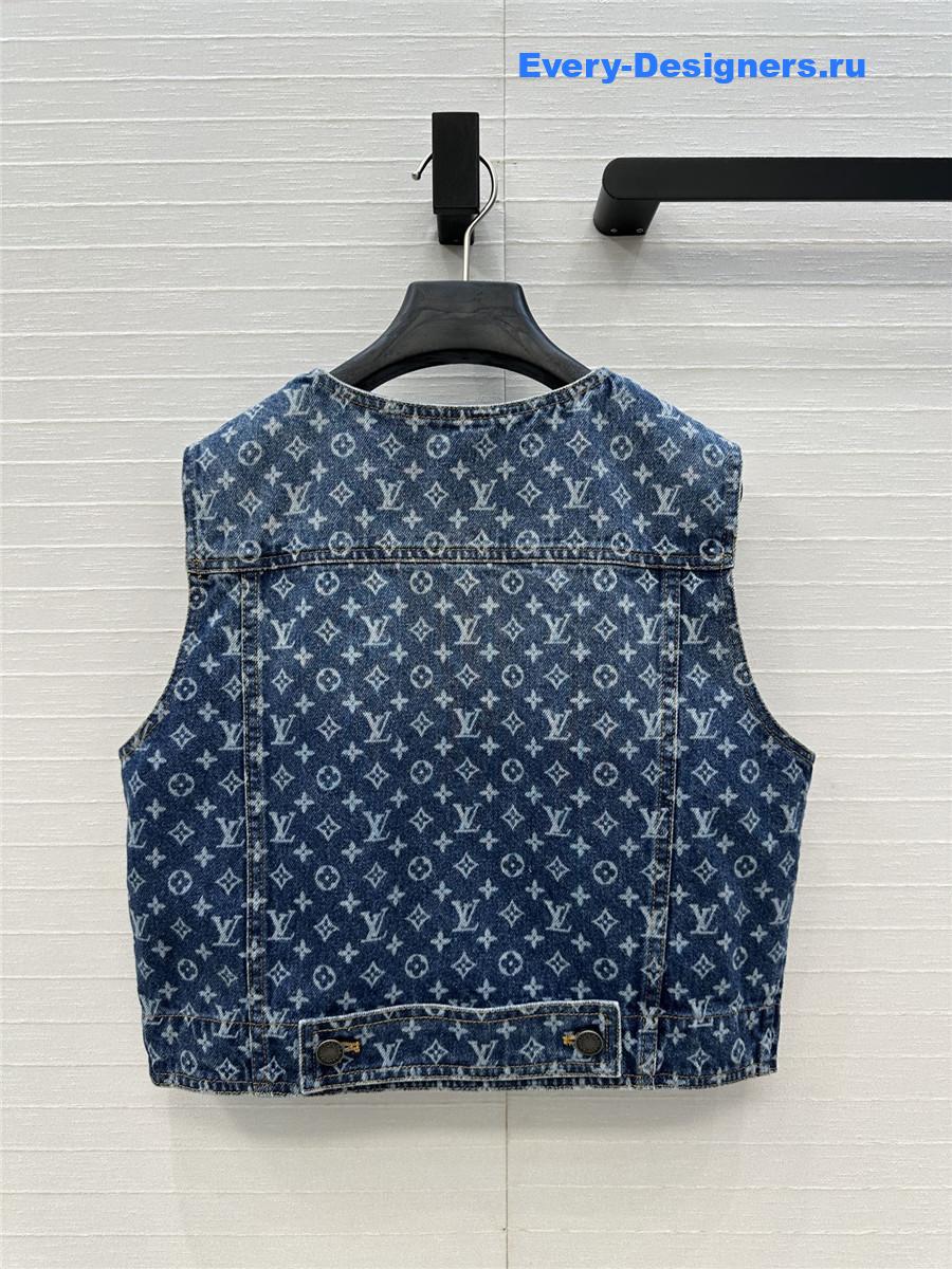 l0vis Vvtt0n sleeveless monogram denim jacket