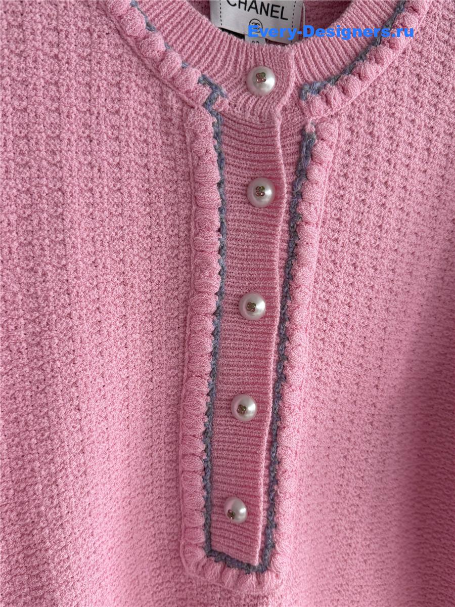 Ch**el pink crewneck knit long sleeve