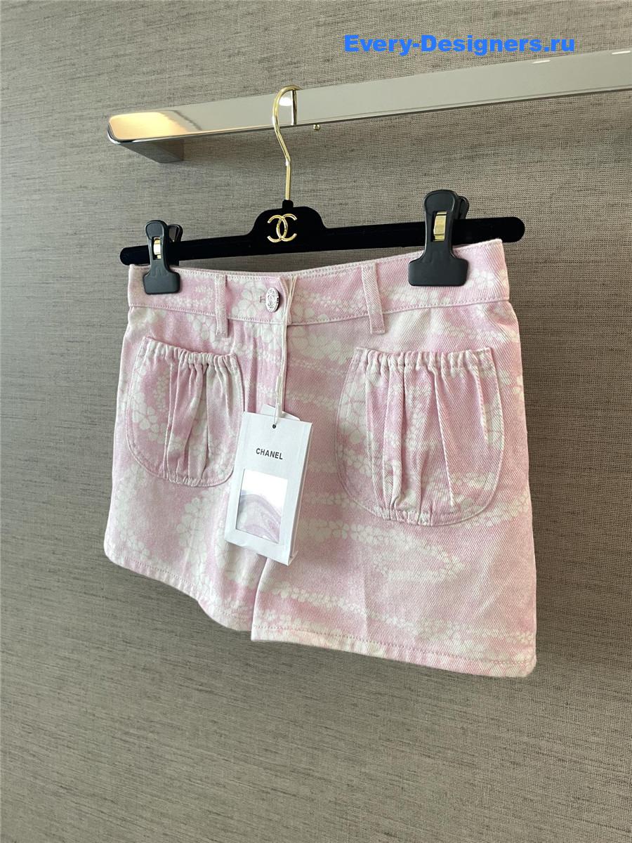 Ch**el coco beach pink denim shorts