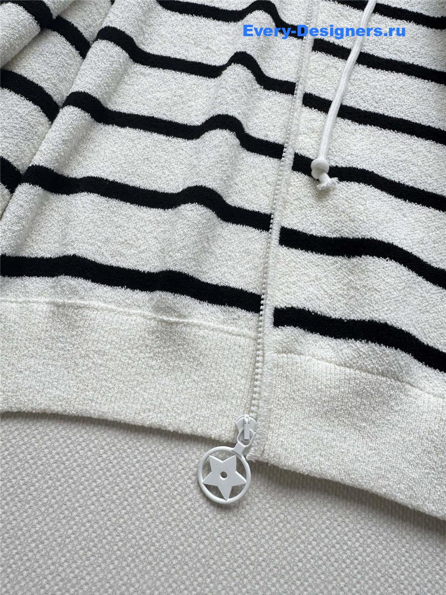 D10r navy & white d-stripe wool-silk knit sweater