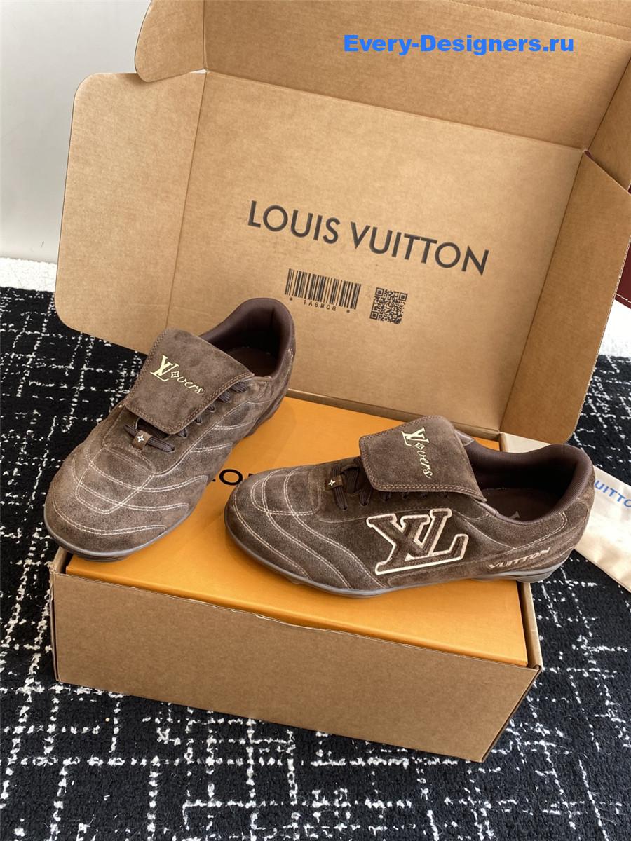 l0vis Vvtt0n lv footprint soccer sneaker in brown