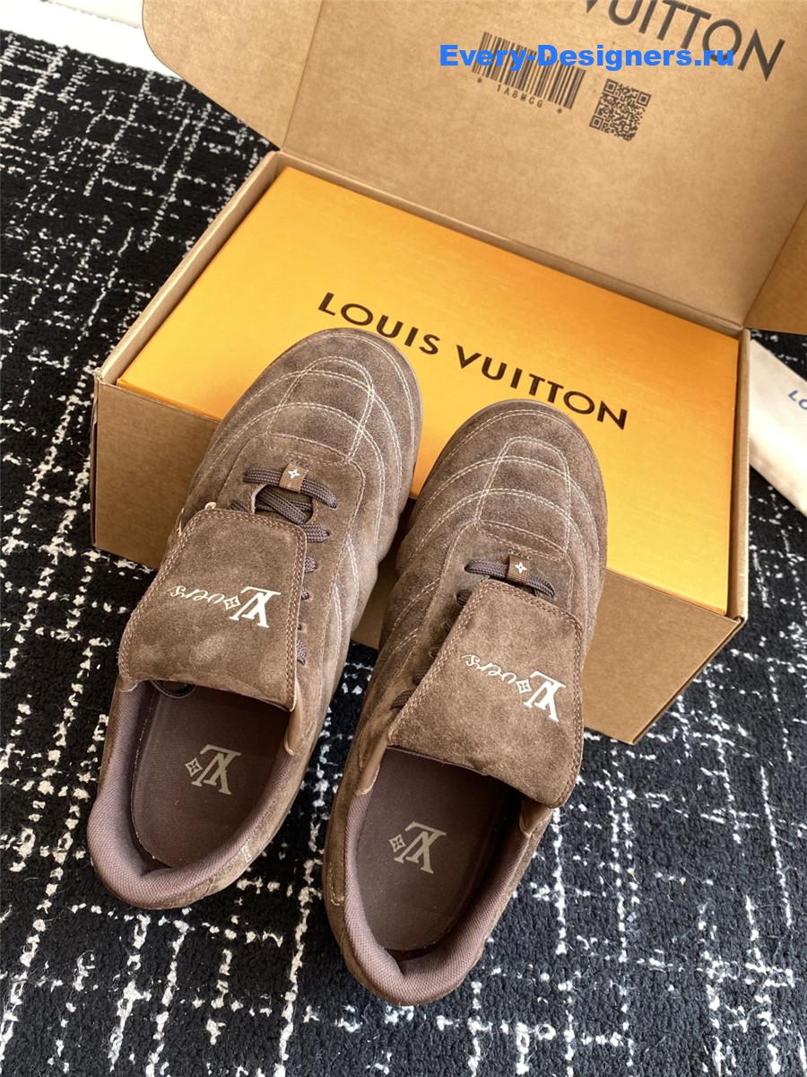 l0vis Vvtt0n lv footprint soccer sneaker in brown