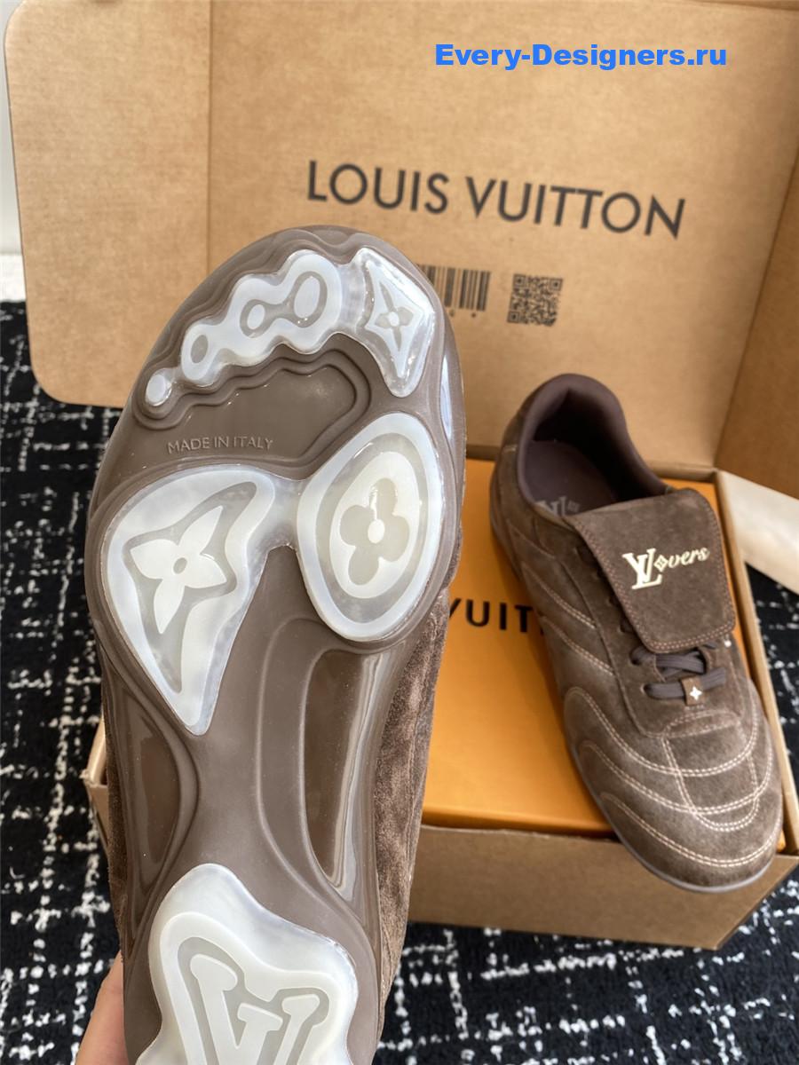 l0vis Vvtt0n lv footprint soccer sneaker in brown