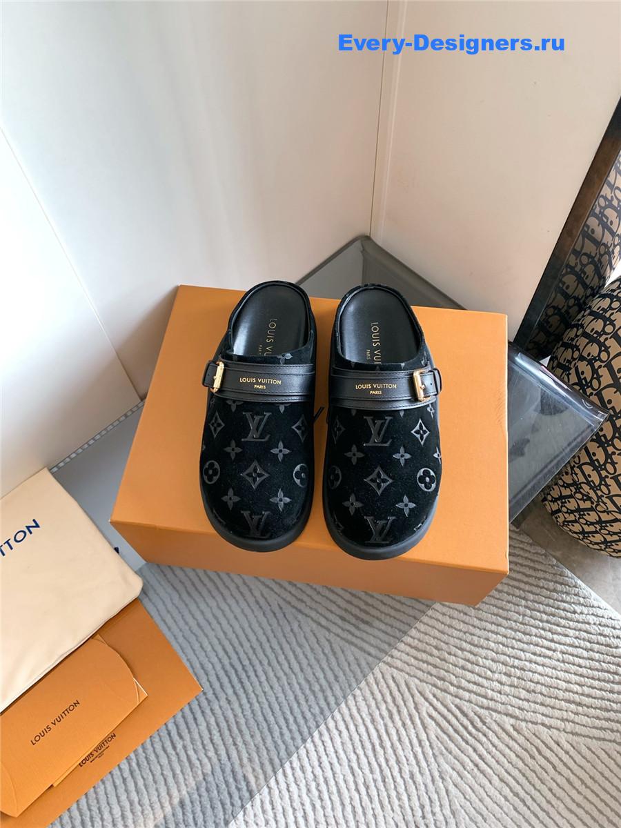 l0vis Vvtt0n black lv to-go clogs