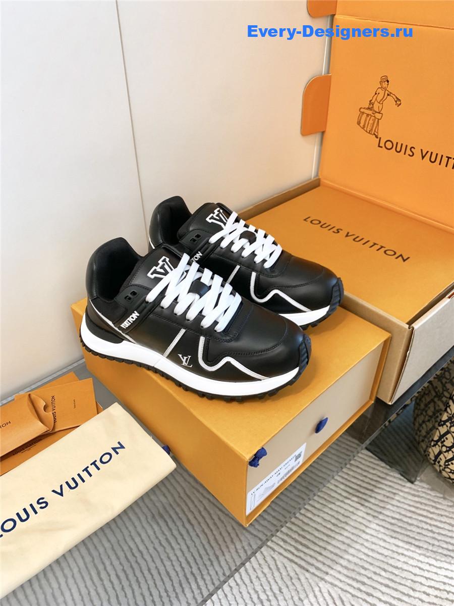 l0vis Vvtt0n black run away maxi sneakers