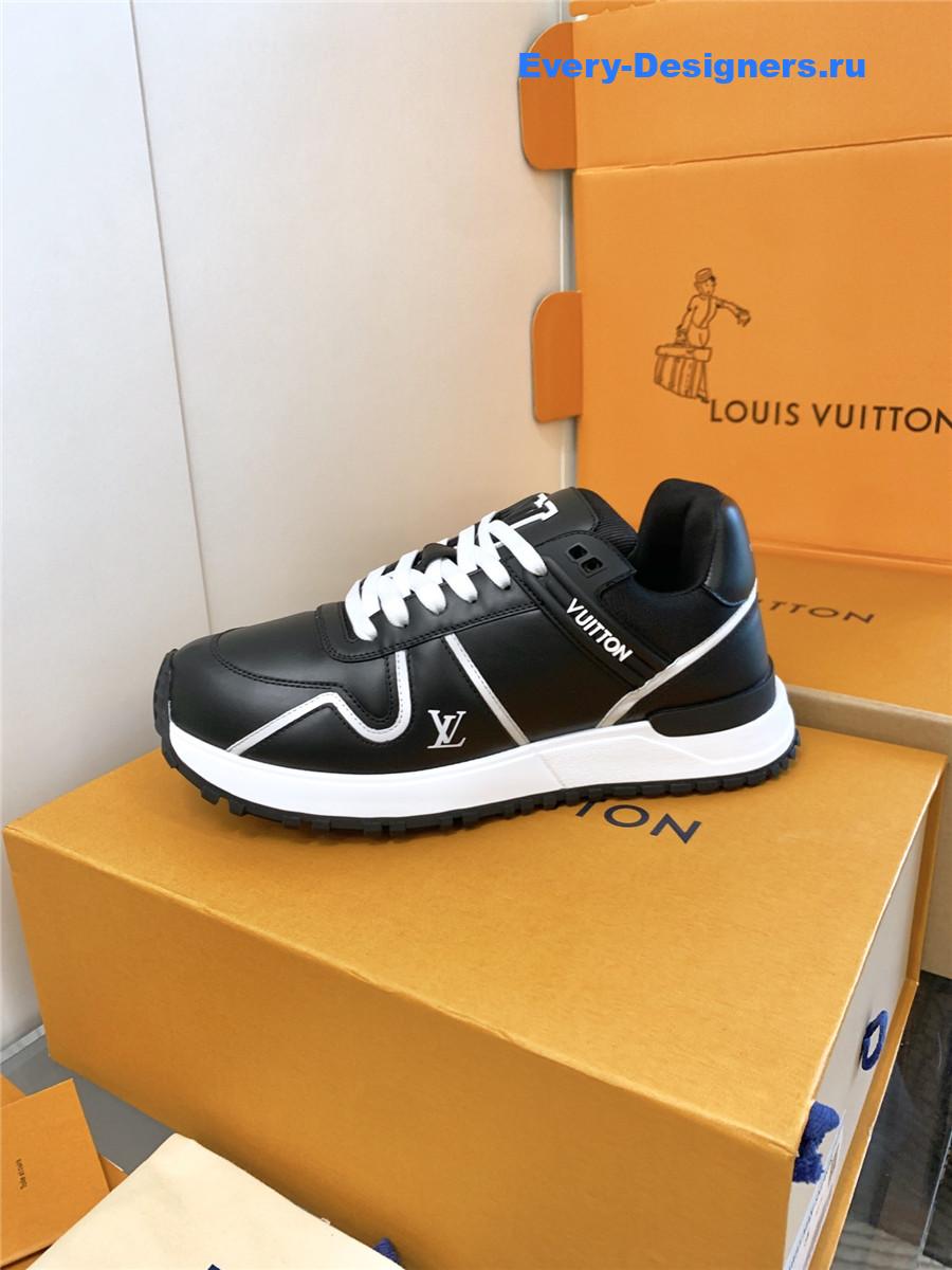 l0vis Vvtt0n black run away maxi sneakers