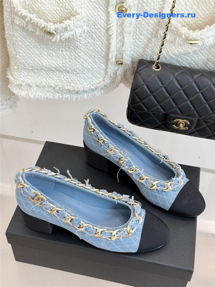 Ch**el blue tweed chain pumps