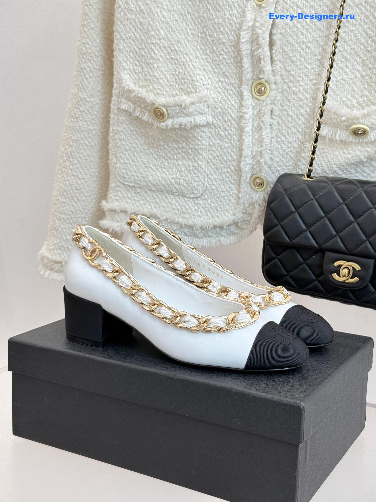 Ch**el white tweed chain pumps