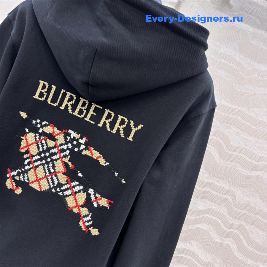 Bv*b*rry black knight stamp hoodie