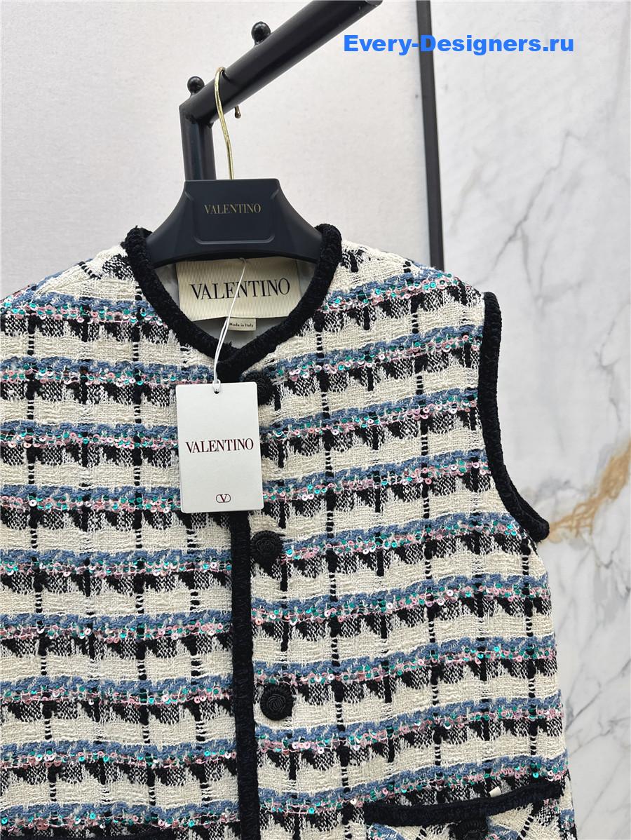 Va1e*ntin0 mossi tweed vest
