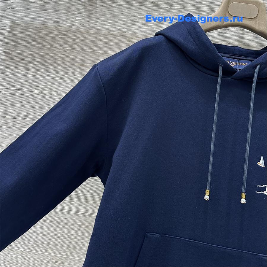 l0vis Vvtt0n embroidered signature hoodie