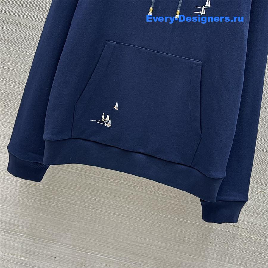 l0vis Vvtt0n embroidered signature hoodie