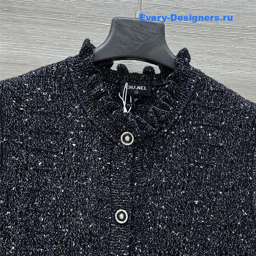 Ch**el coco black knit vest