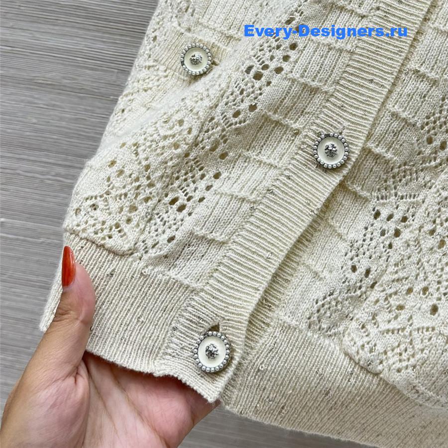 Ch**el coco beige knit vest