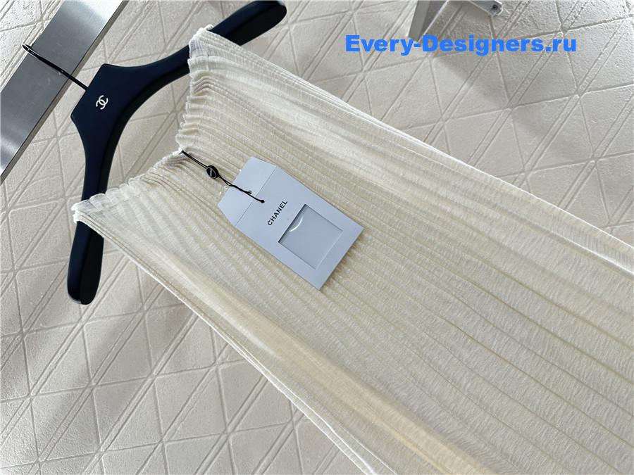 Ch**el halterneck pleated knitted vest dress