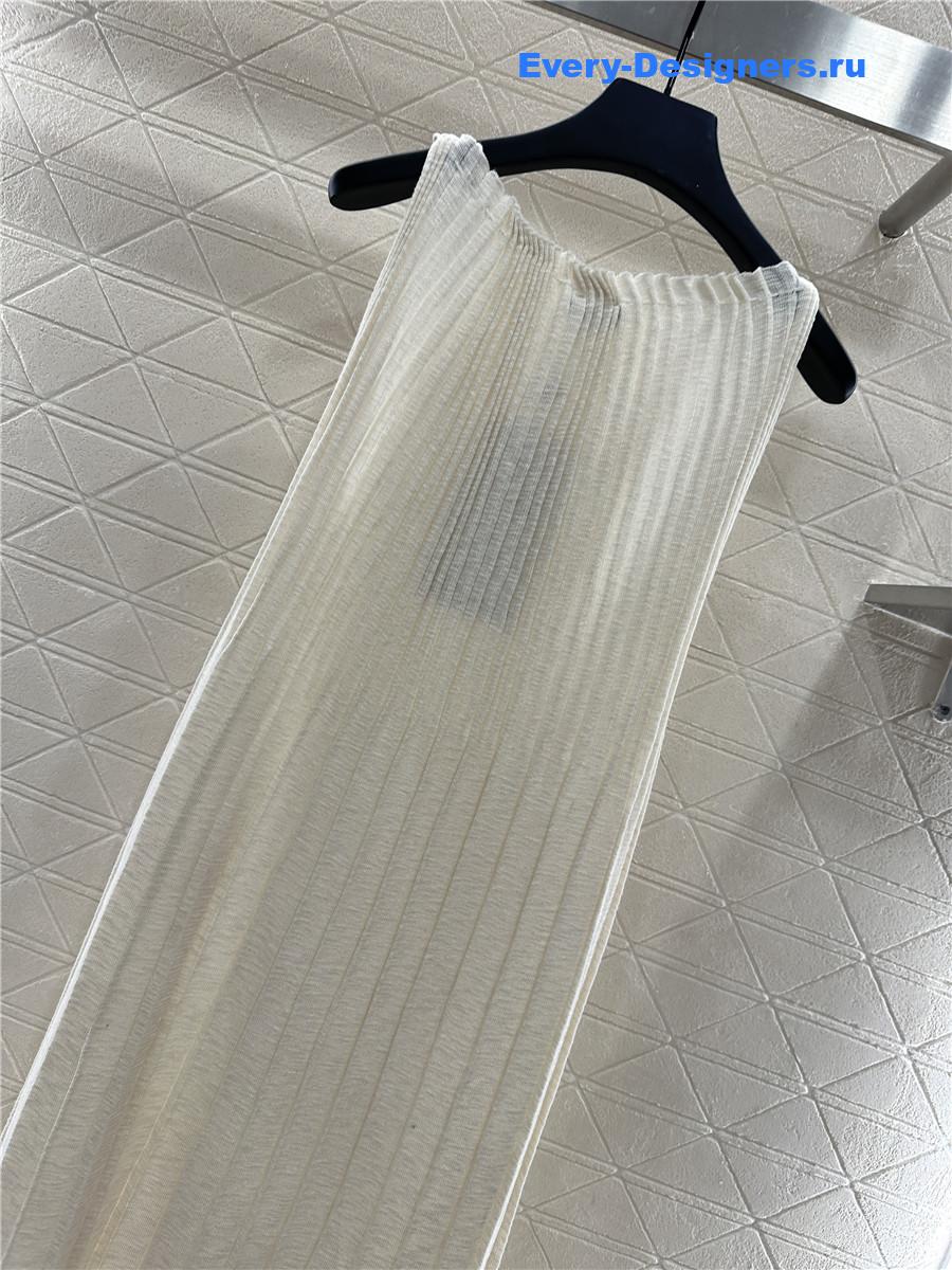 Ch**el halterneck pleated knitted vest dress