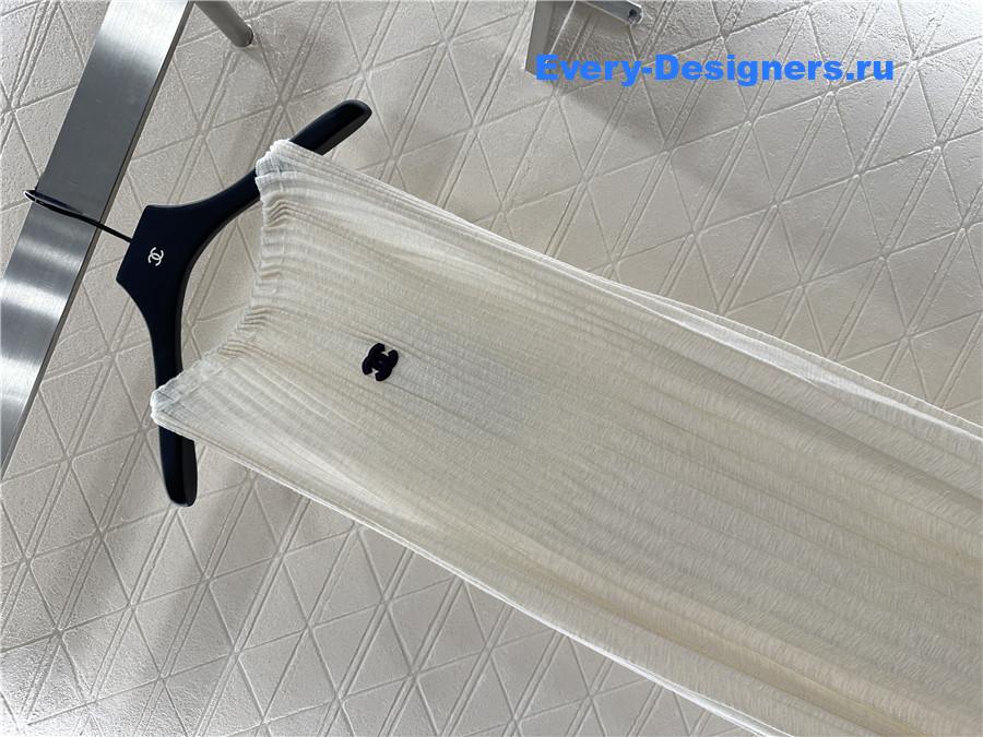 Ch**el halterneck pleated knitted vest dress