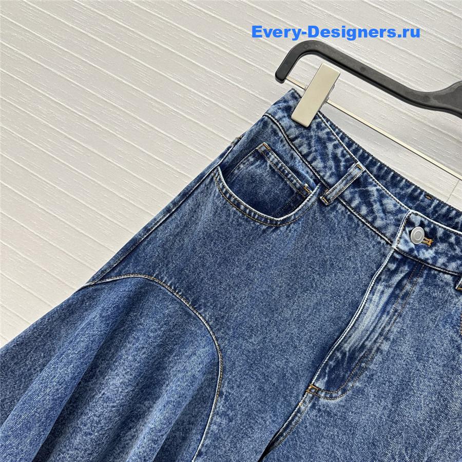 ALAÏA Light Blue Ruffle Jeans