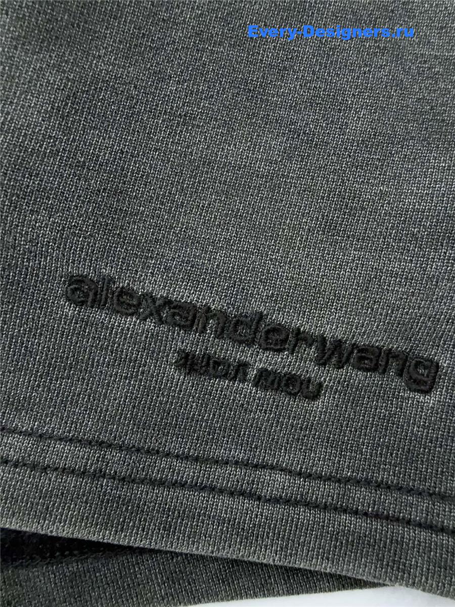 A1exa*der wang black logo shorts