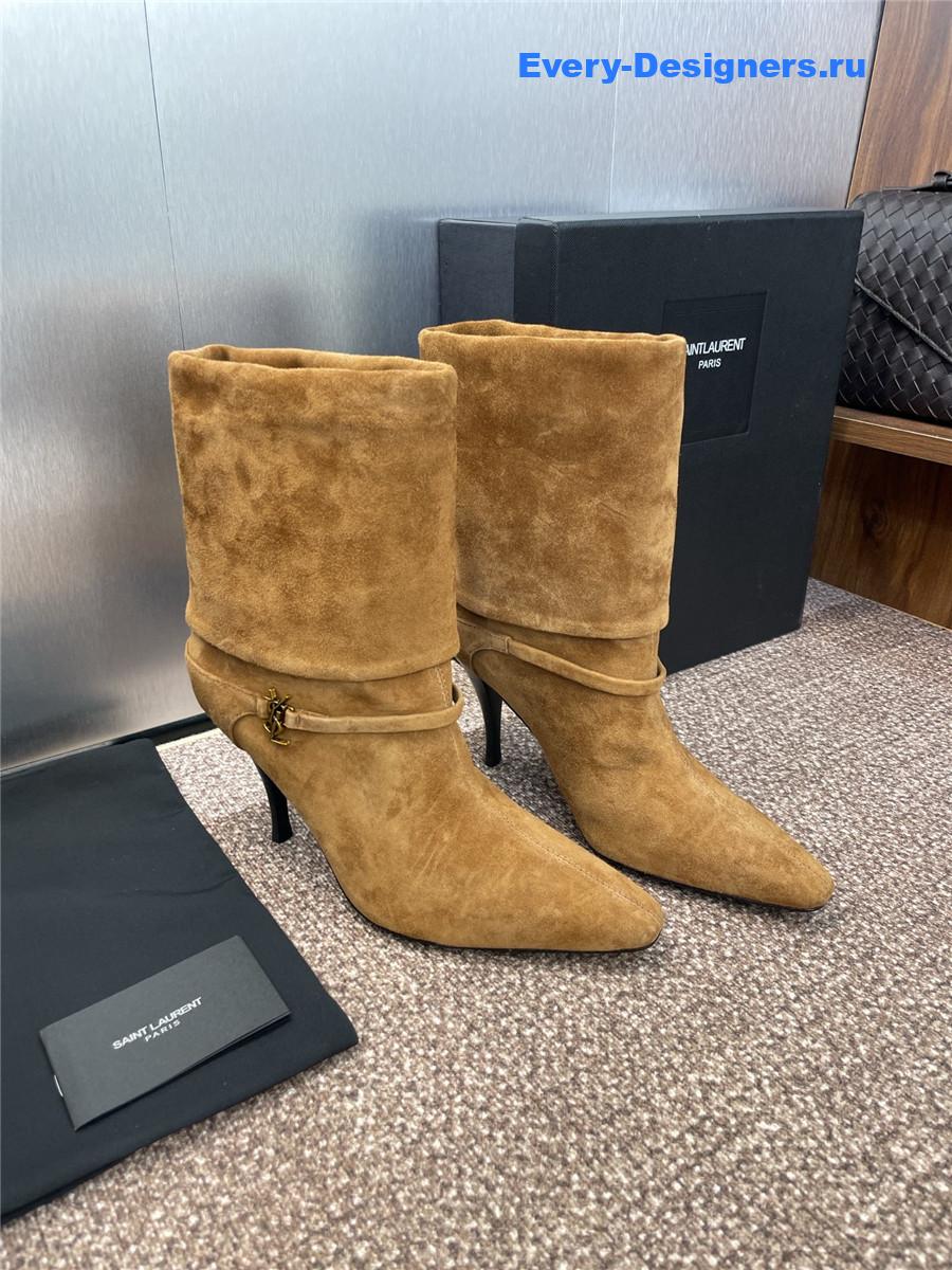 Sa1nt Lau*nt beige ankle boots