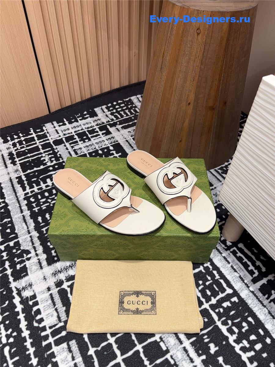 Gvc*1 gg white leather sandals