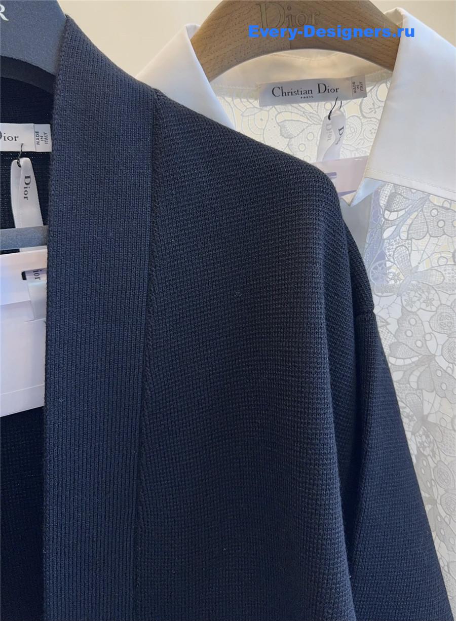 D10r virgin wool belted jacket