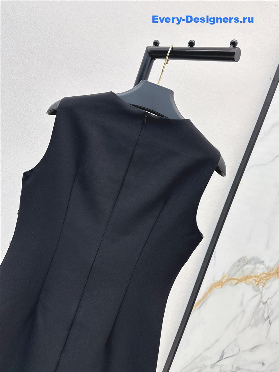 Va1e*ntin0 floral beaded dress