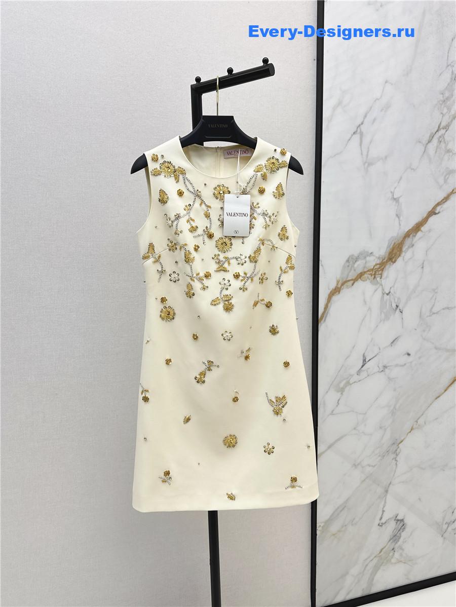 Va1e*ntin0 white beaded dress