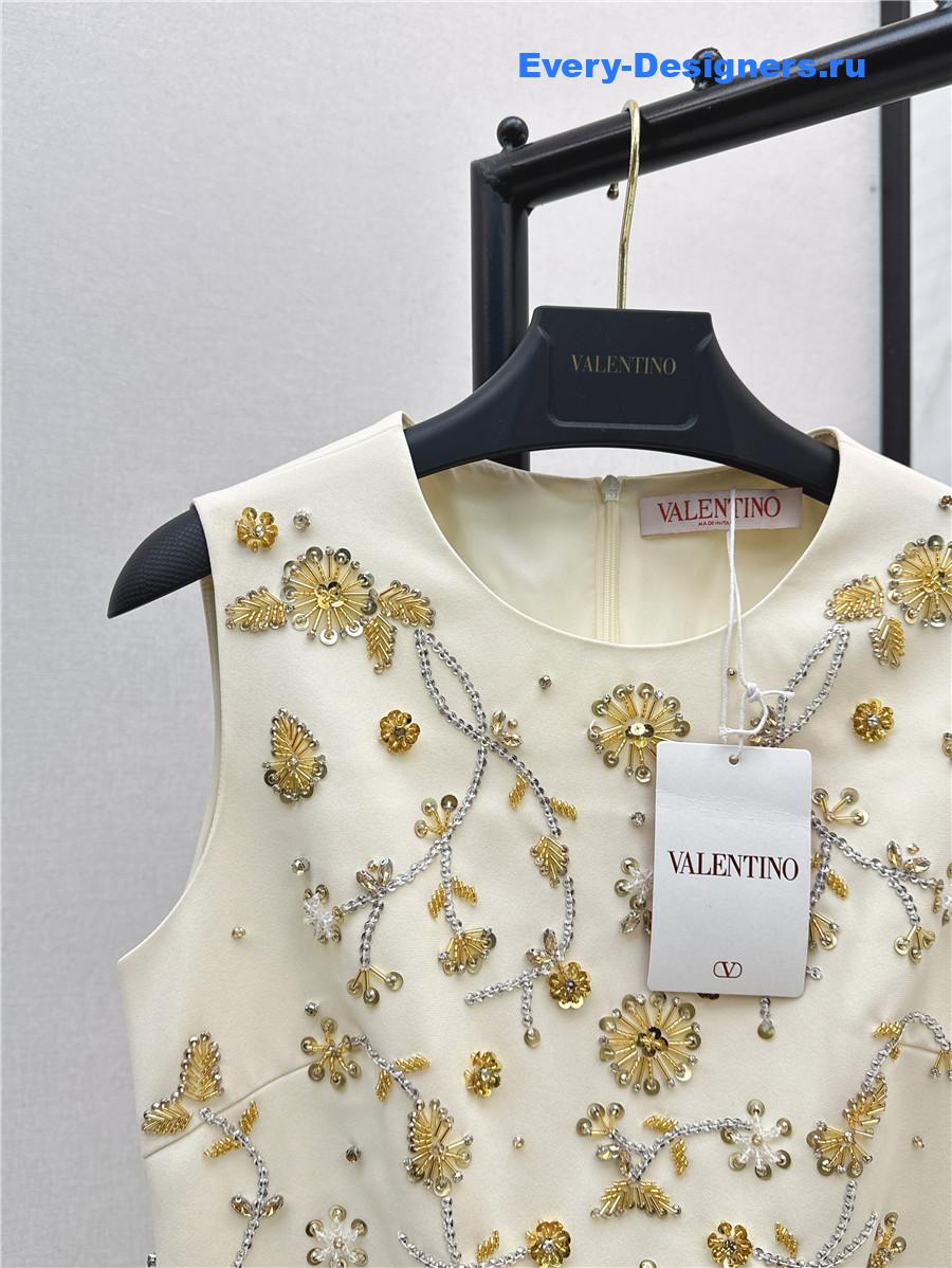 Va1e*ntin0 white beaded dress