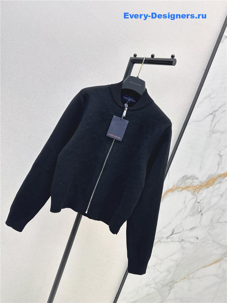 l0vis Vvtt0n black baseball jacket