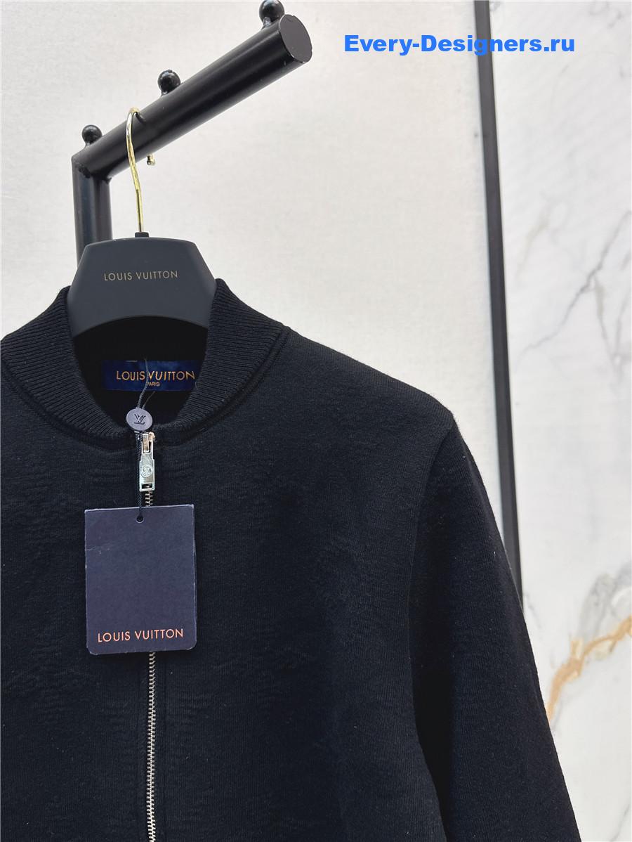 l0vis Vvtt0n black baseball jacket