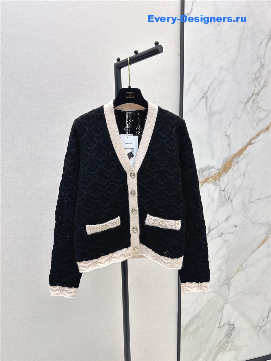 Ch**el black trim v-neck cardigan