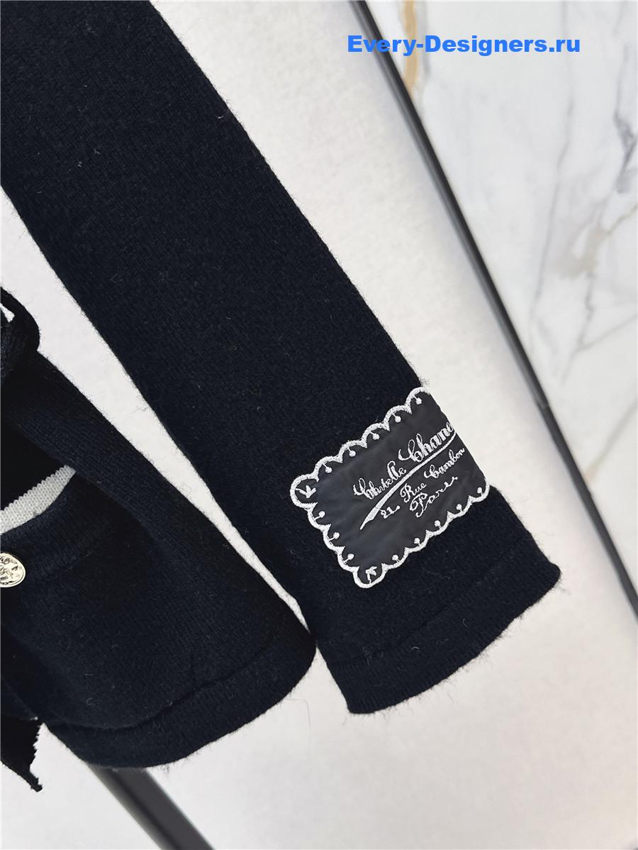 Ch**el coco black belt knit cardigan