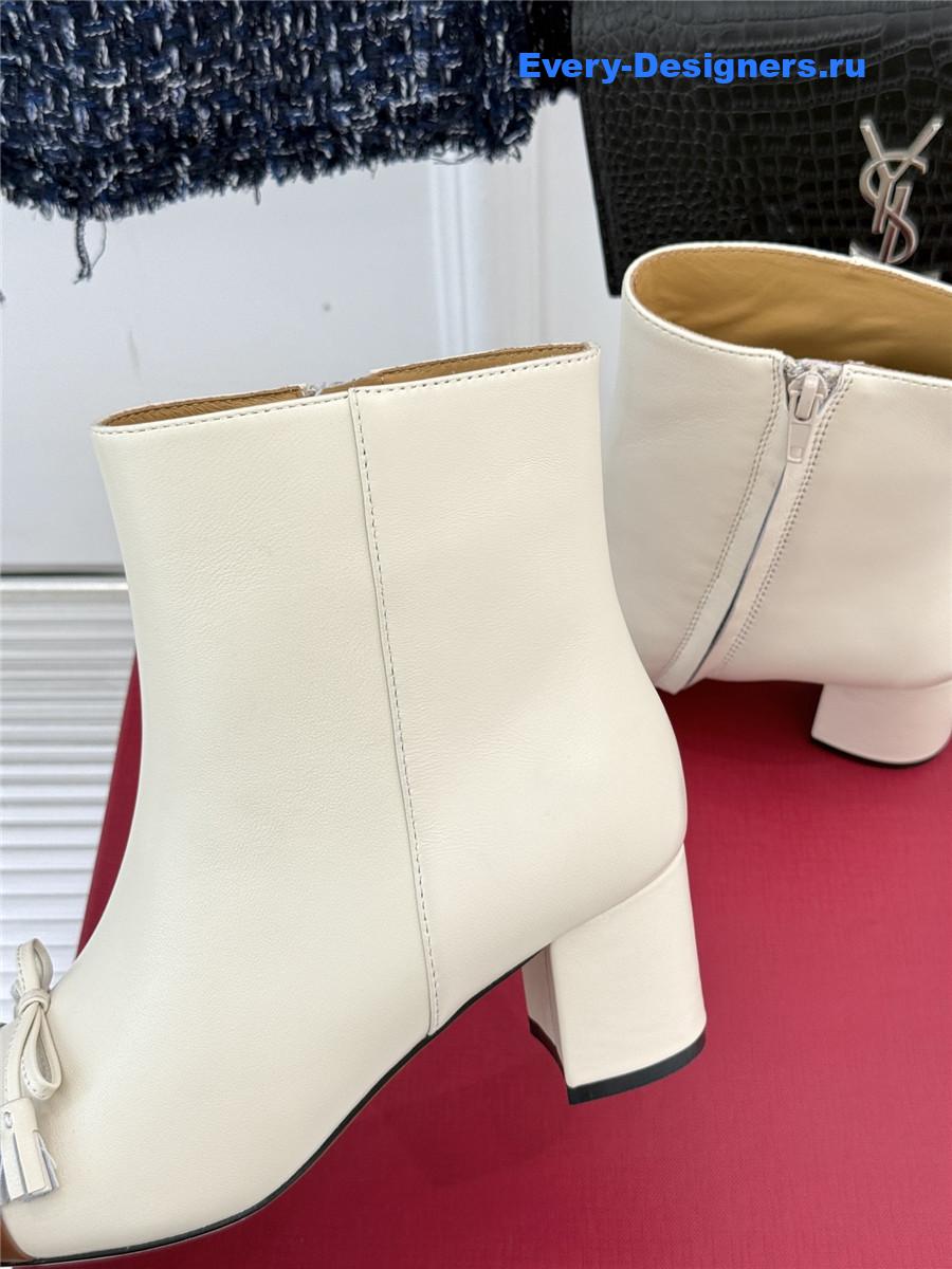 Va1e*ntin0 garavani 60mm neutral ankle boots
