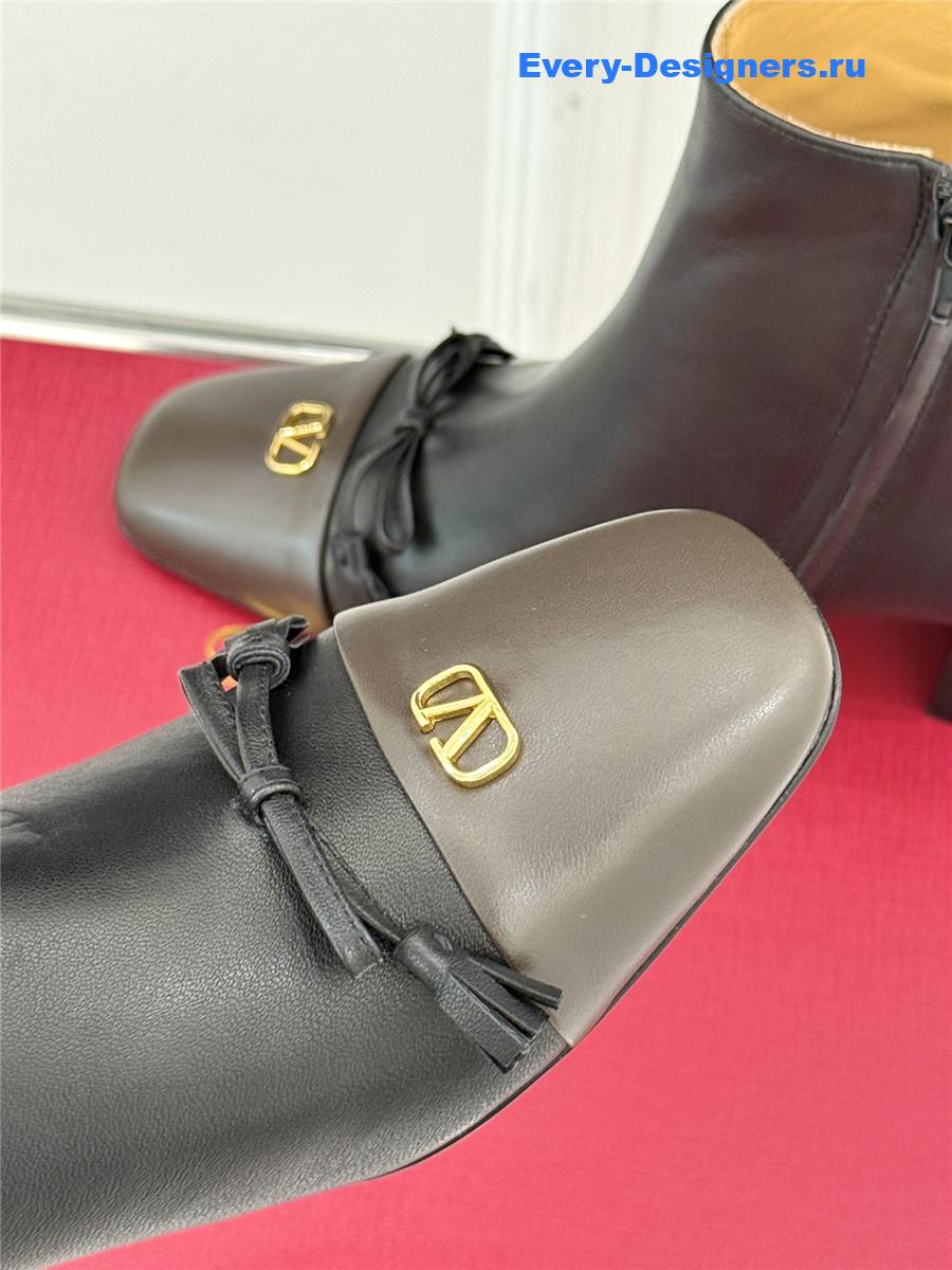 Va1e*ntin0 garavani 60mm black ankle boots