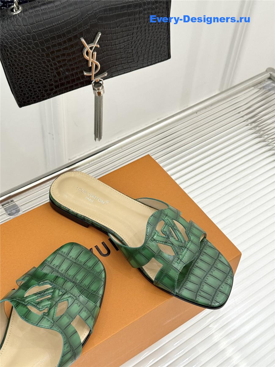 l0vis Vvtt0n lv isola green mules