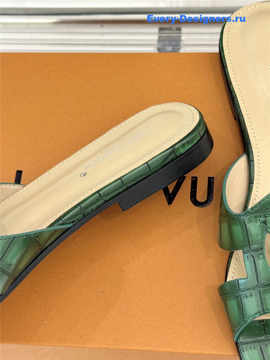 l0vis Vvtt0n lv isola green mules