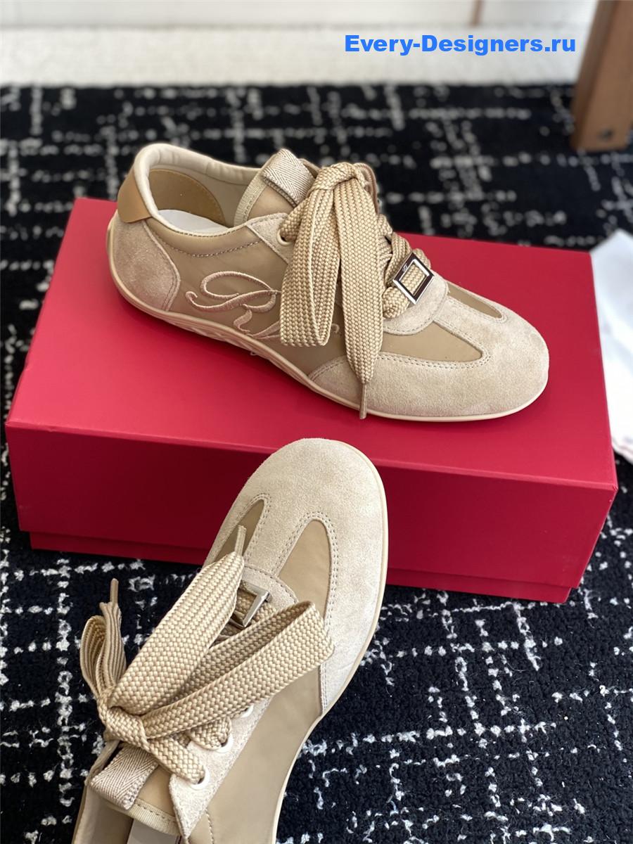 Roger Vivier Viv’ Low Beige Suede Sneakers