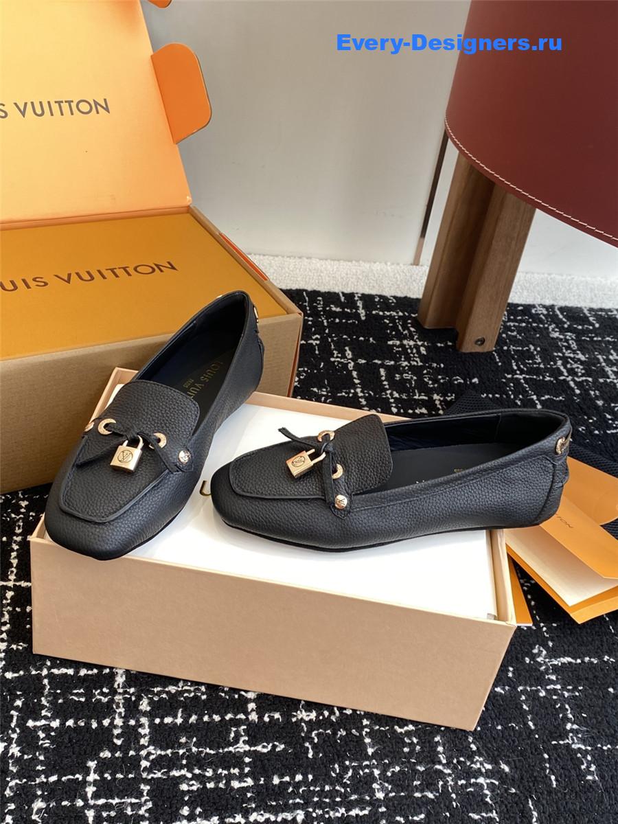 l0vis Vvtt0n gloria black loafers