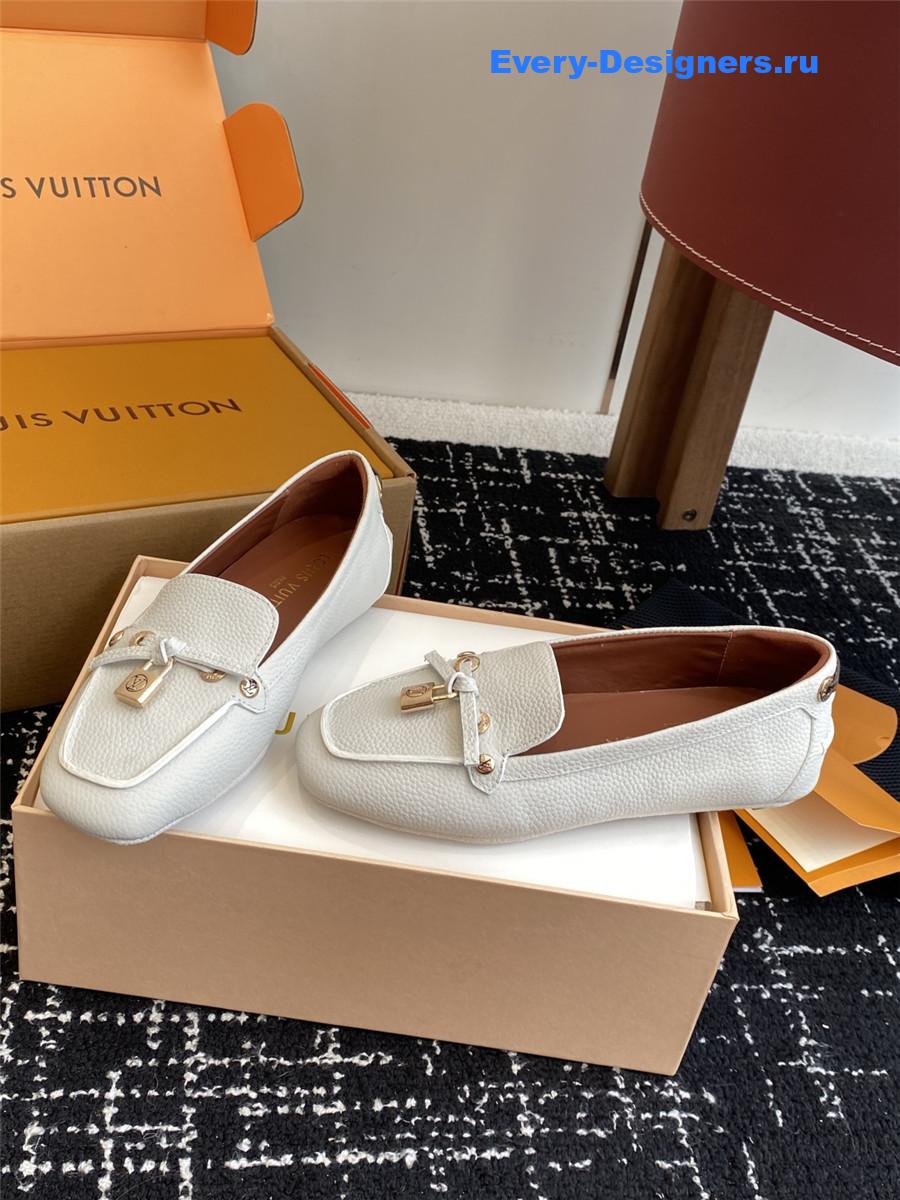 l0vis Vvtt0n gloria white loafers