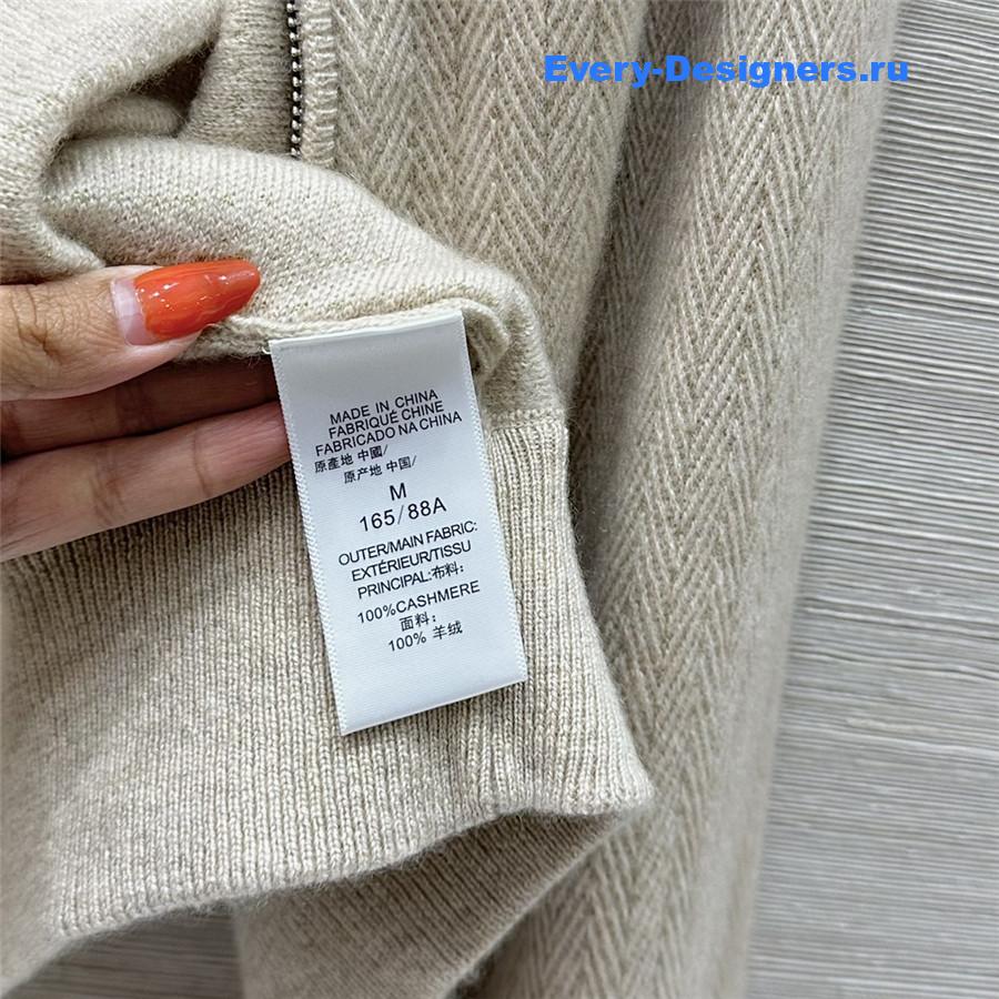 L0r0 P1ana zip beige cashmere suit