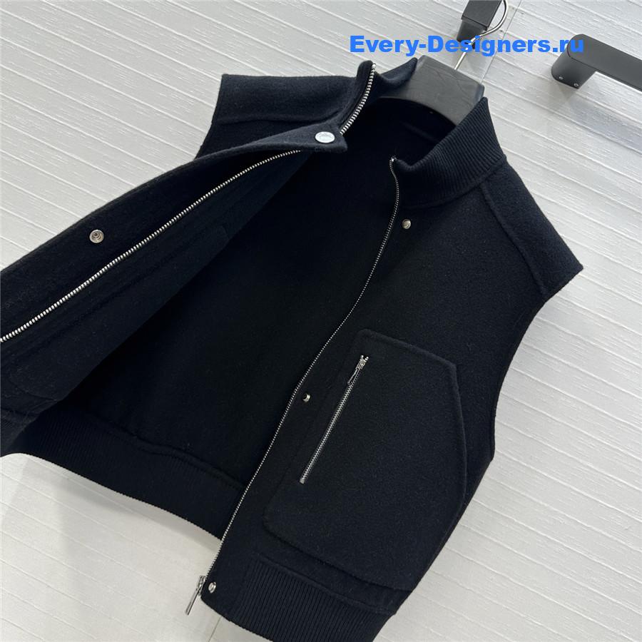 H**me5 black sleeveless bomber jacket