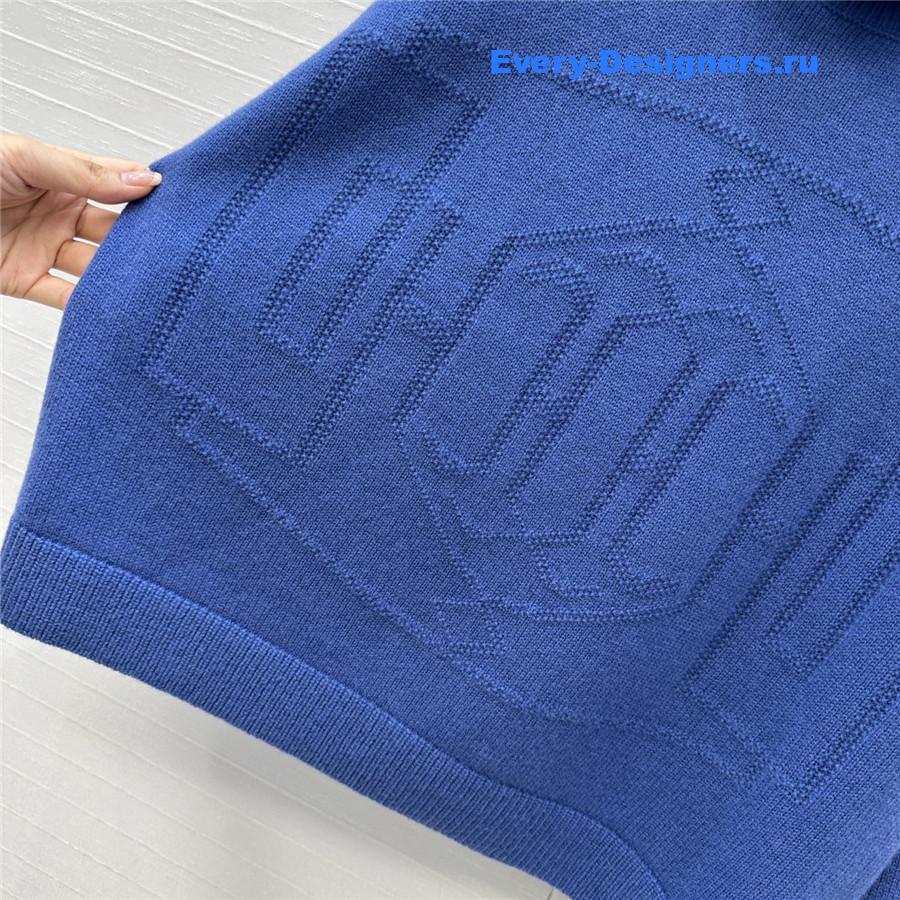 H**me5 blue cashmere turtleneck