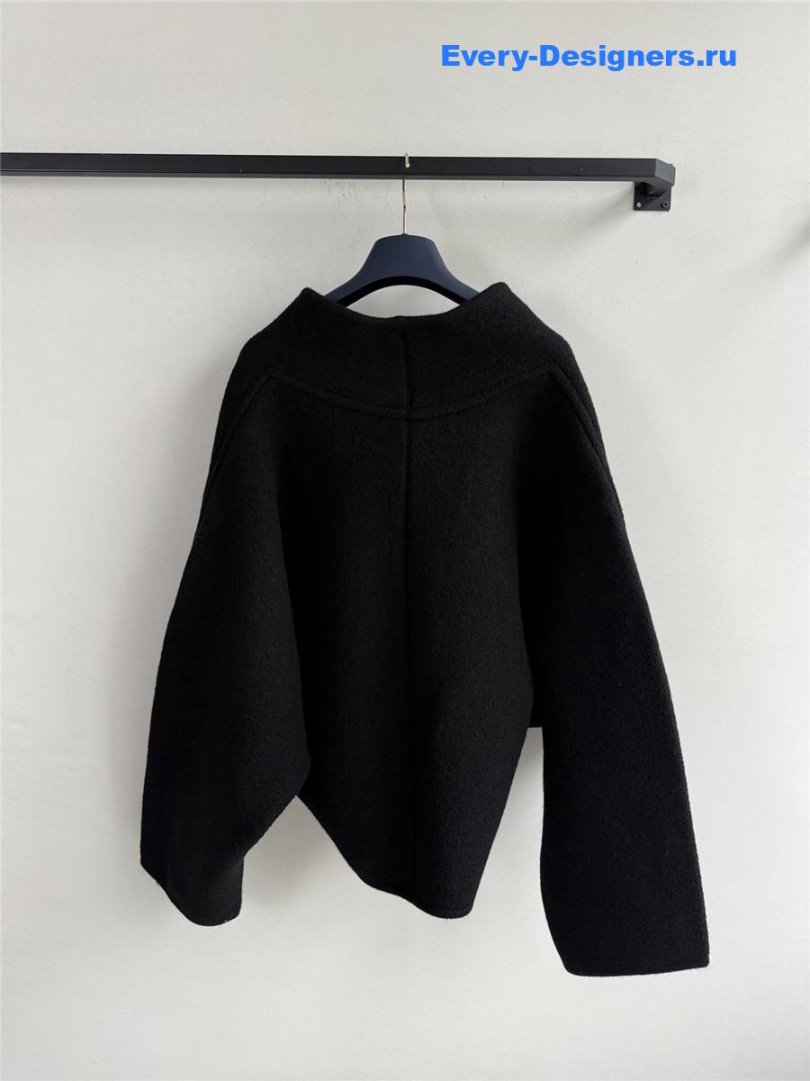l0vis Vvtt0n black cape coat