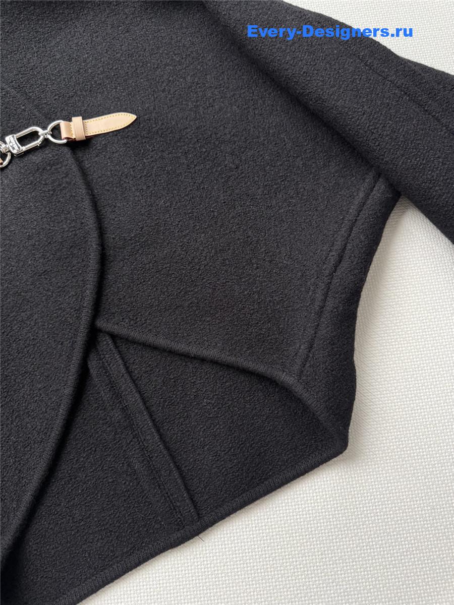 l0vis Vvtt0n black cape coat